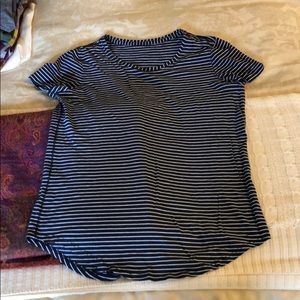 Lululemon Love tee
